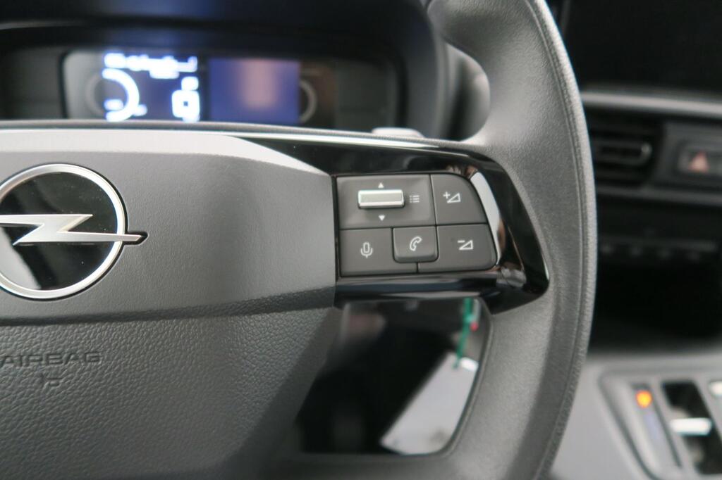 Opel Combo Cargo E-COMBO FURGON BEV (50KWH) 136CV) 10