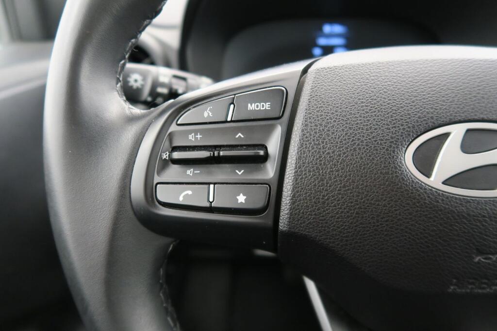 Hyundai i10 1.0 Klass AT 11