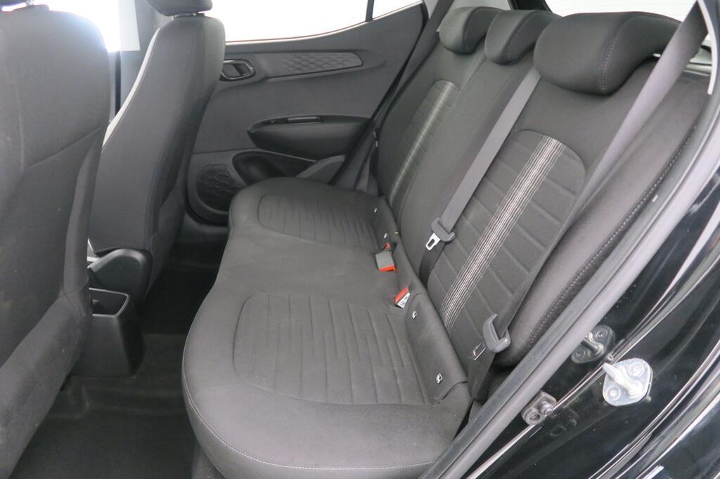 Hyundai i10 1.0 Klass AT 18