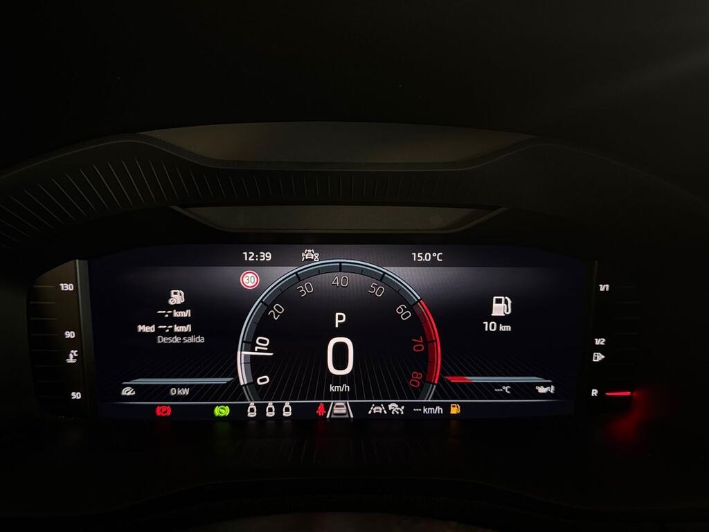 Skoda Karoq 1.5 TSI 110kW (150CV) DSG ACT Selection 11