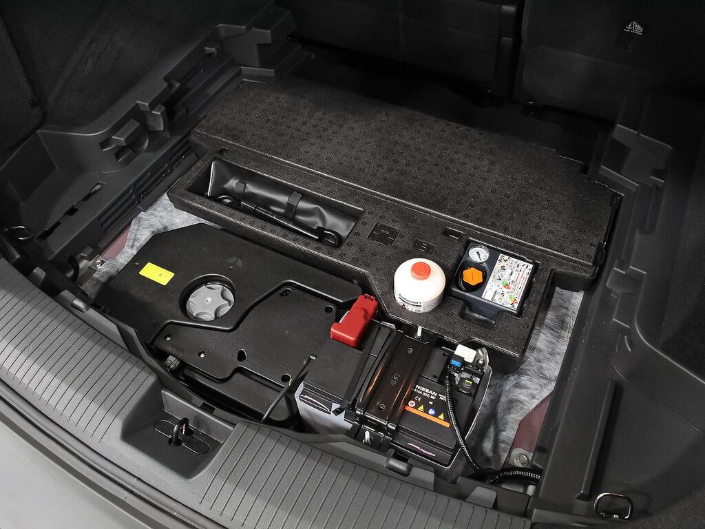 Nissan X-Trail 5pl 1.5 e-POWER 152kW 4x2 A/T N-Connecta 40