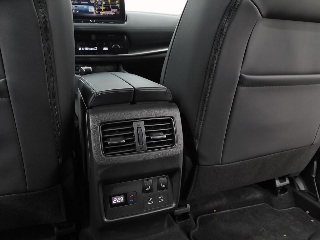 Nissan X-Trail 5pl 1.5 e-POWER 152kW 4x2 A/T N-Connecta 38