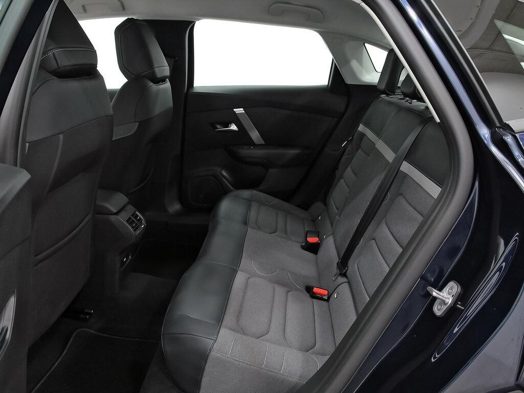 Citroën C4 X BlueHDi 130 S&S EAT8 Plus 9