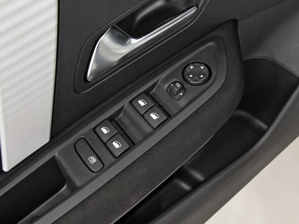 Citroën C4 X PureTech 100 S&S 6v You 10