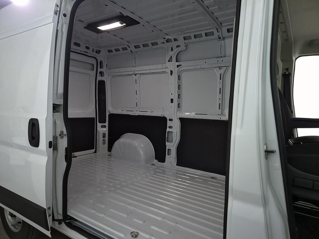 Peugeot Boxer FG L2H2 2.2 BHDI 140 CV 3.5T S&S 6V MA 9