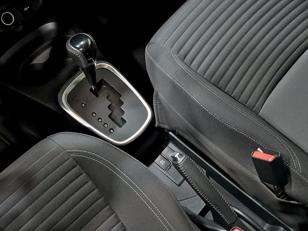 Toyota Yaris 1.5 100H Active 28