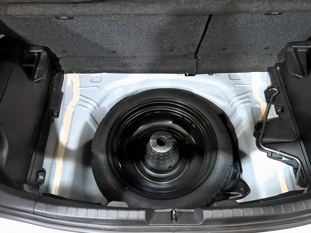 Toyota Yaris 1.5 100H Active 32