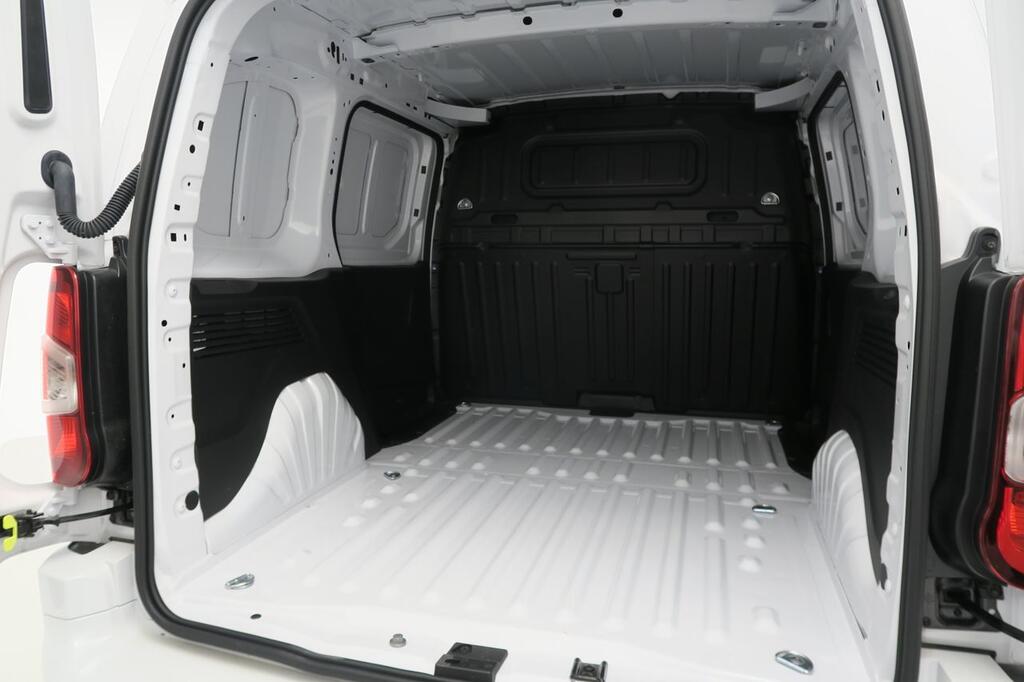 Opel Combo Cargo E-COMBO FURGON CARGO BEV XL 800KG ELECTRICO 100KW 19