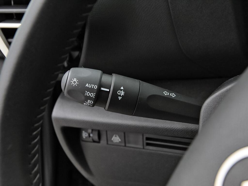 Citroën C4 Hybrid 136 e-DCS6 Plus 15