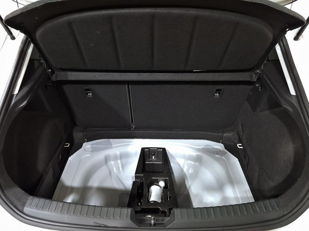 Seat Leon 2.0 TDI 110kW DSG-7 Style Go 33