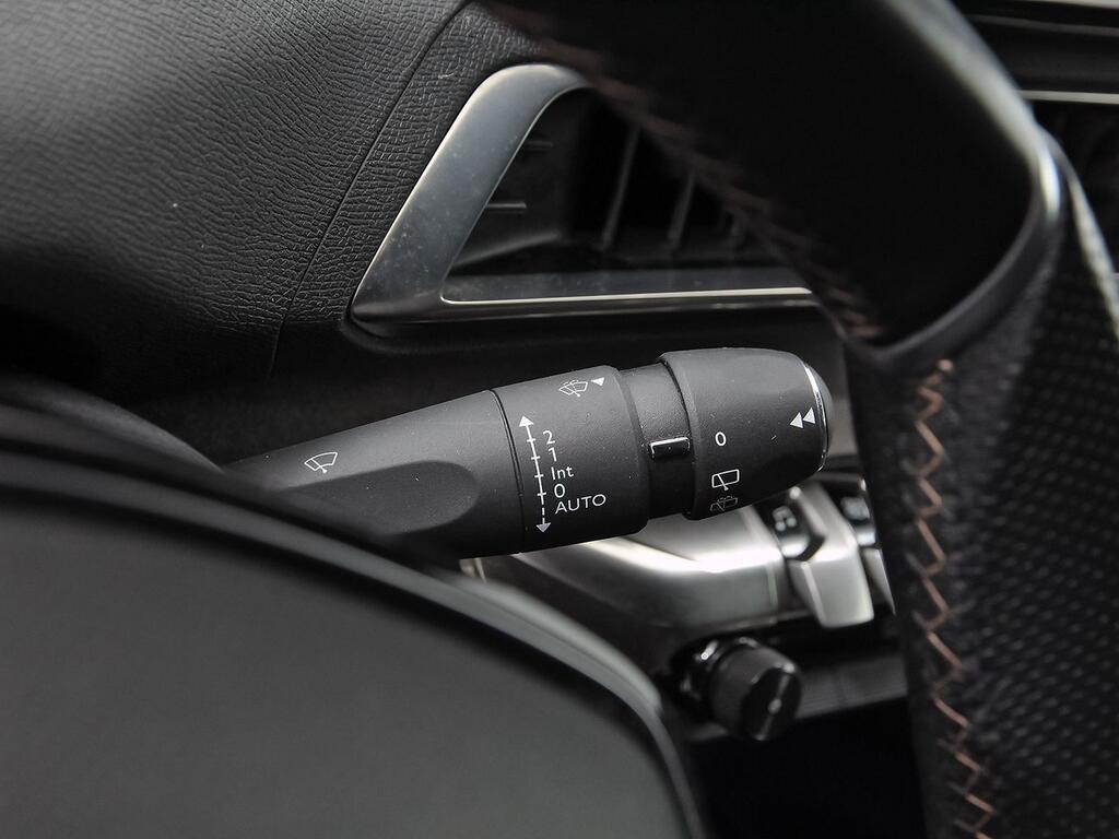 Peugeot 3008 1.5 BlueHDi 96kW (130CV) S&S GT 17