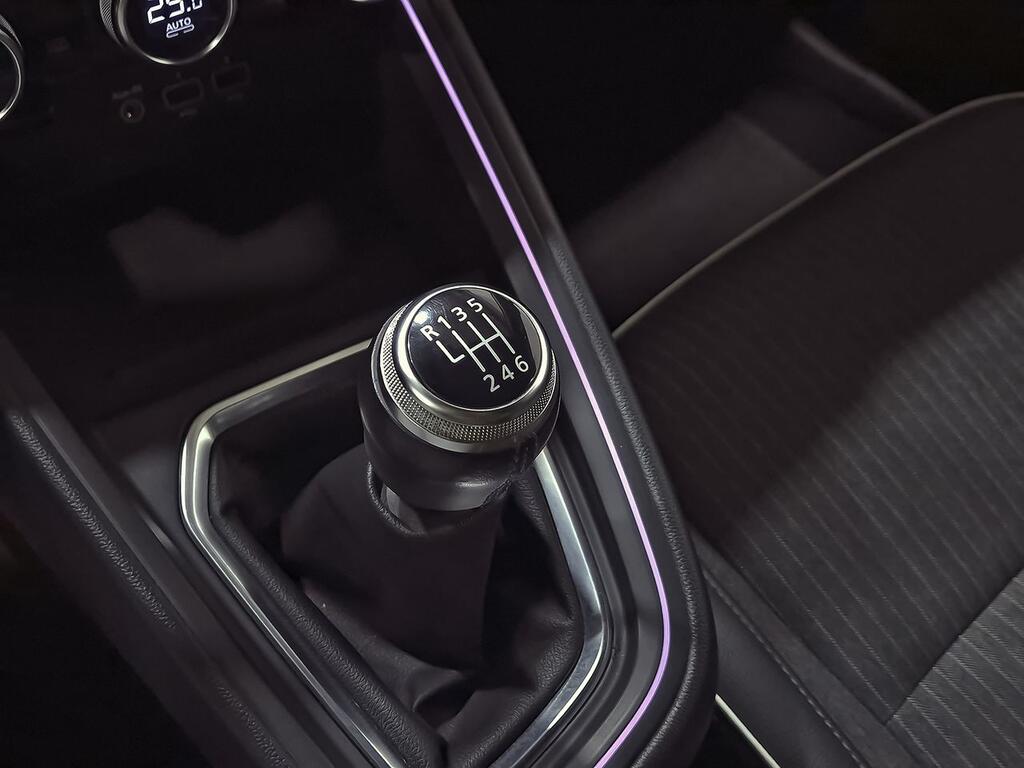 Renault Clio Zen TCe 67 kW (91CV) 27