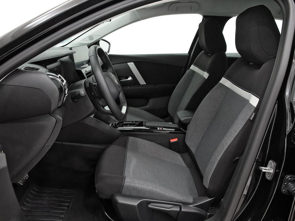 Citroën C4 X Hybrid 136 e-DCS6 Plus 8