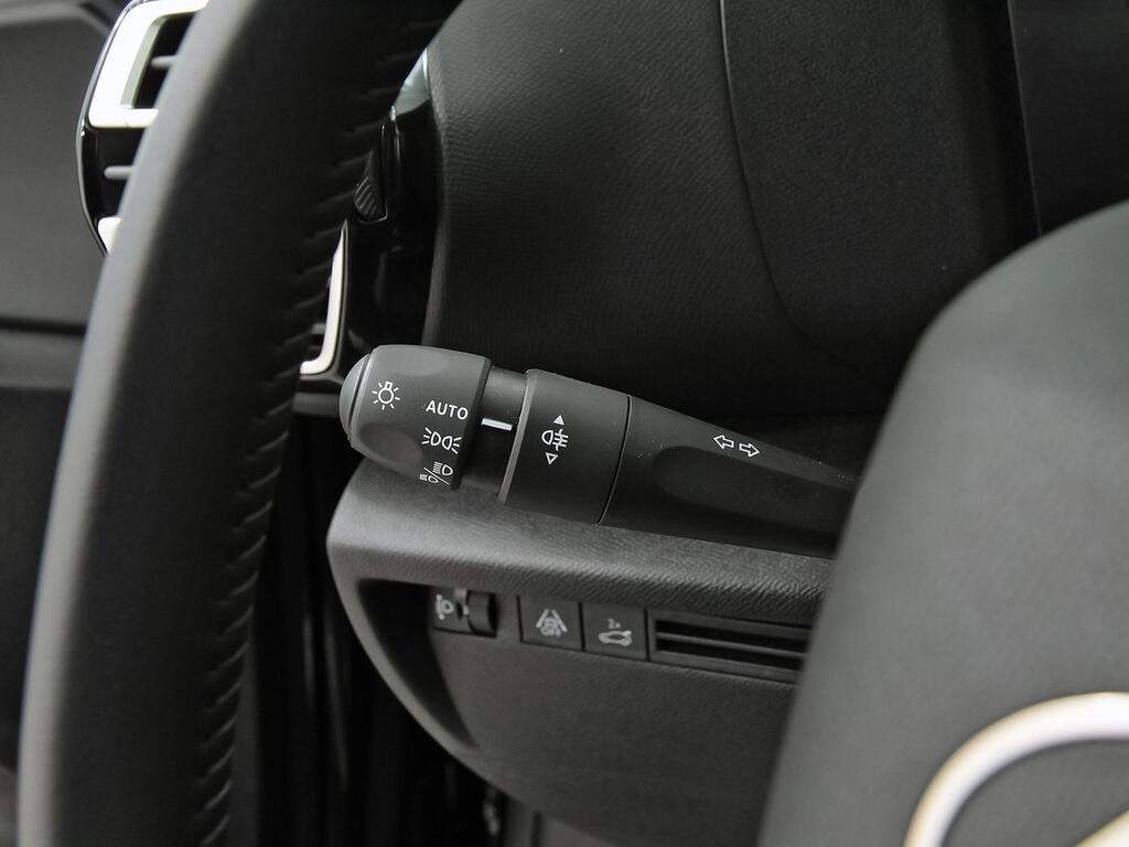 Citroën C4 X Hybrid 136 e-DCS6 Plus 16