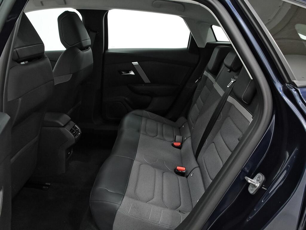 Citroën C4 PureTech 130 S&S 6v Plus 9