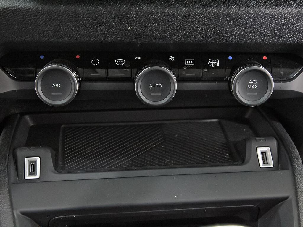 Citroën C4 PureTech 130 S&S 6v Plus 29