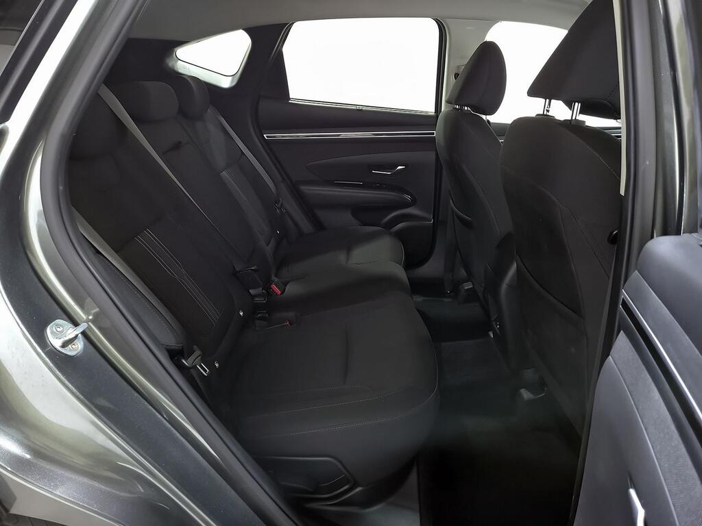 Hyundai Tucson 1.6 CRDI 100kW (136CV) 48V Tecno DCT 2C 8