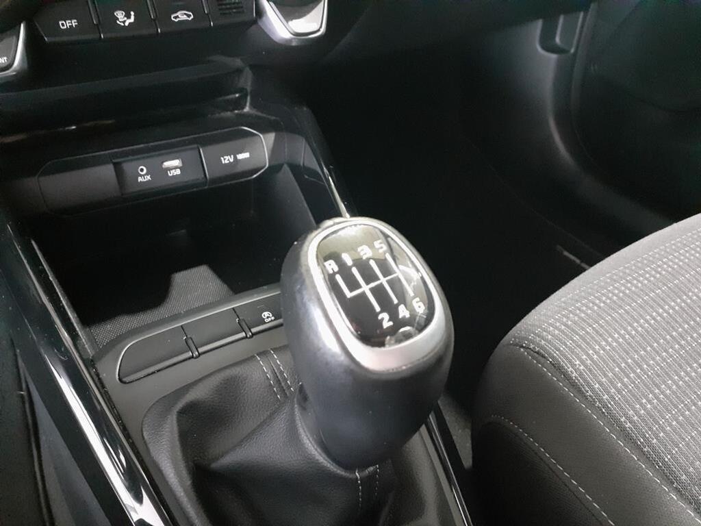 Kia Stonic 1.0 T-GDi 88kW (120CV) Drive 20