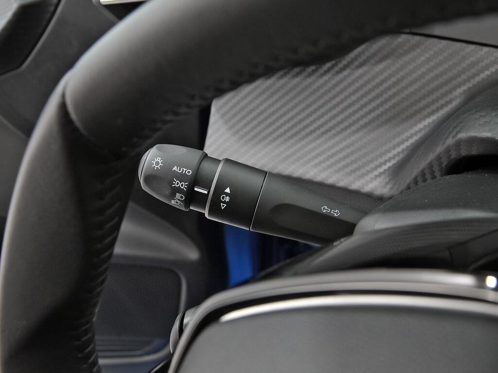 Peugeot 208 Active Puretech 100 16