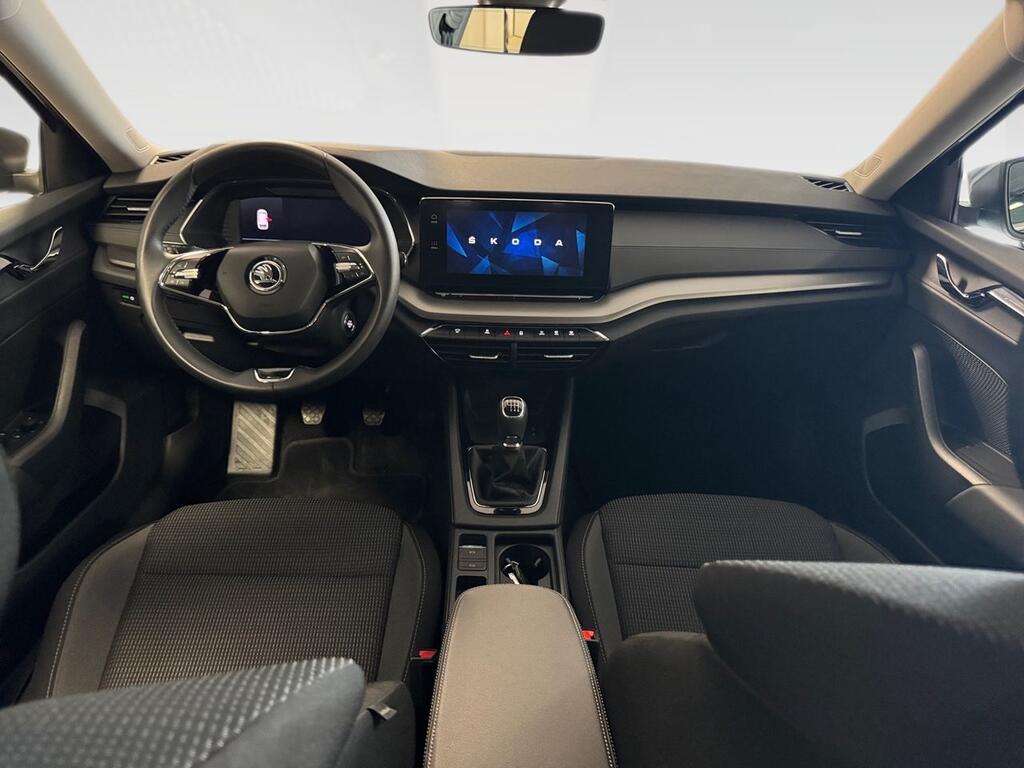 Skoda Octavia Combi 2.0 TDI 85kW Man Ambition Plus 4