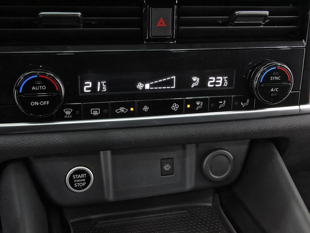 Nissan Qashqai DIG-T 116kW Xtronic N-Connecta 30