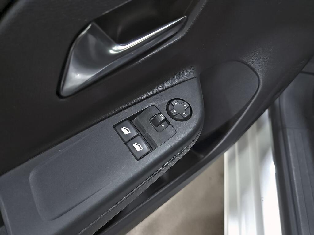 Opel Corsa 1.5D DT 74kW (100CV) Edition 11