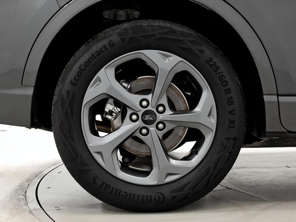 Ford Kuga ST-Line 1.5T EcoBoost 110kW (150CV) 11