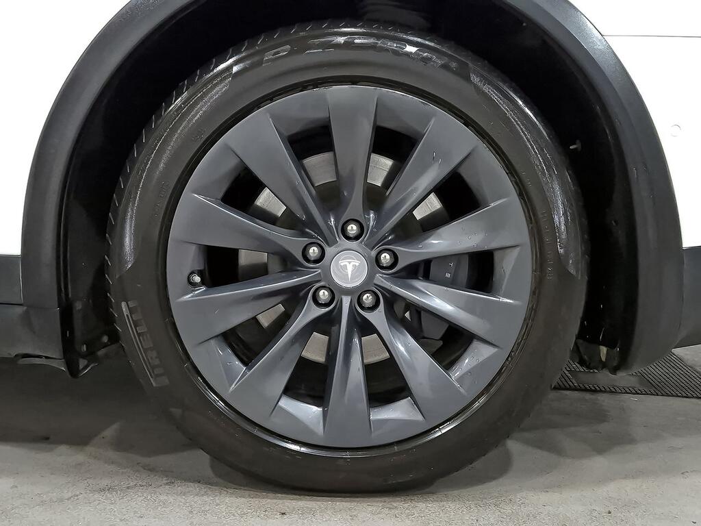 Tesla Model X 75D 4WD 10