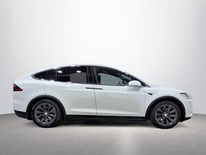 Tesla Model X 75D 4WD