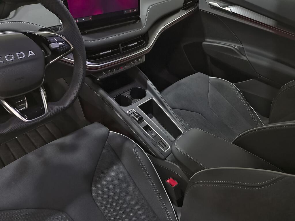 Skoda Elroq 150 kW (204 CV) 63 kWh Sportline 29