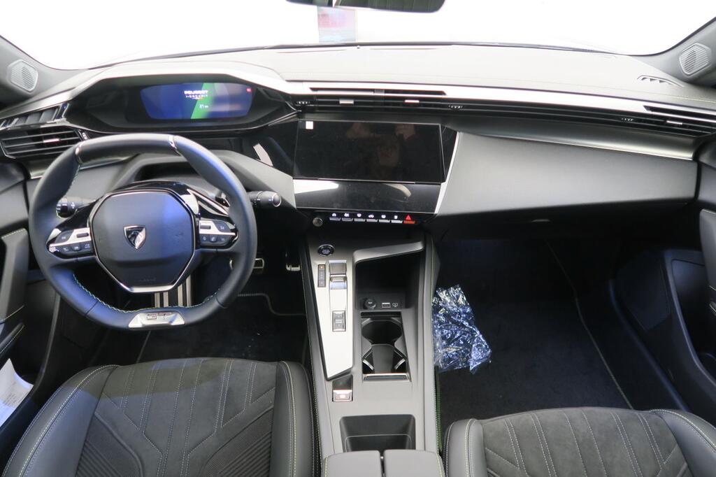 Peugeot 408 408 GT Puretech 130 EAT8 13