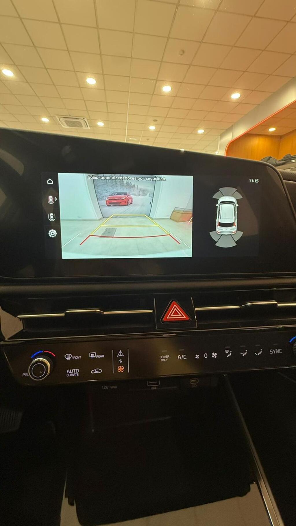 Kia Niro 1.6 GDi PHEV 126kW (171CV) Drive 17