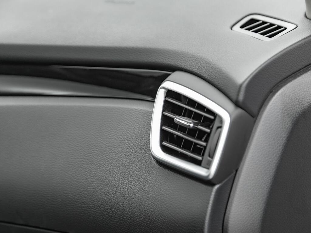 Nissan Qashqai DIG-T 103 kW (140 CV) E6D N-CONNECTA 33