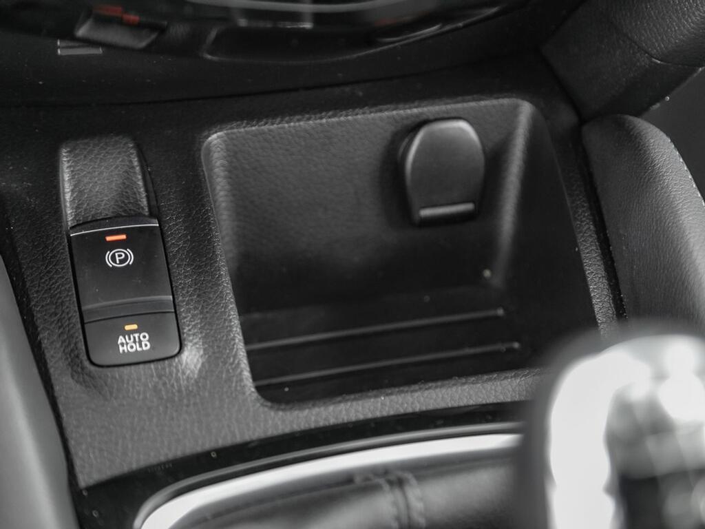 Nissan Qashqai DIG-T 103 kW (140 CV) E6D N-CONNECTA 22