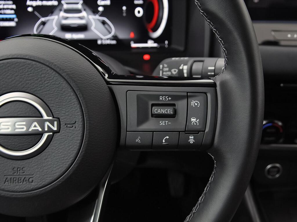 Nissan Qashqai DIG-T 103kW N-Connecta 16