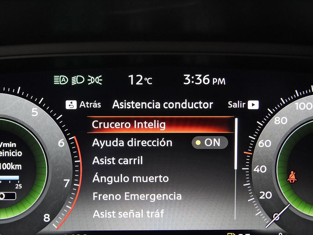 Nissan Qashqai DIG-T 103kW N-Connecta 28