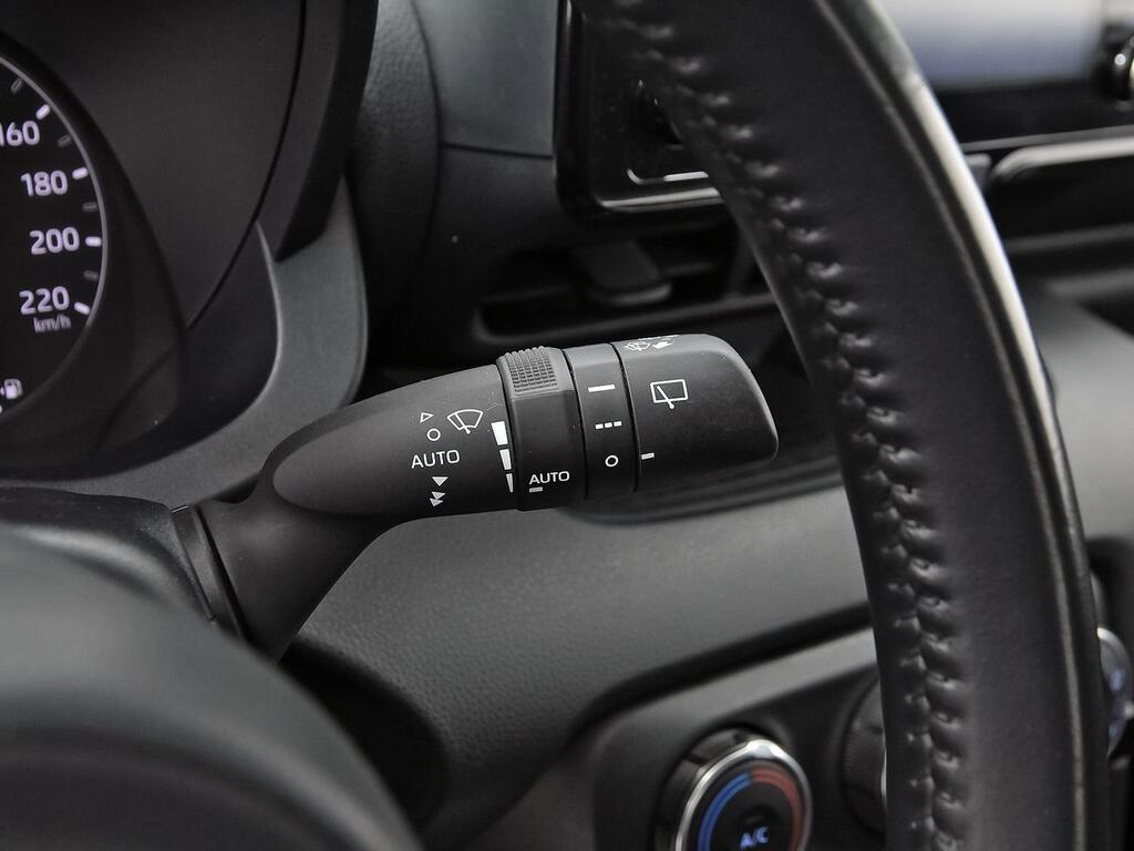 Toyota Yaris 1.5 125 S-Edition 17