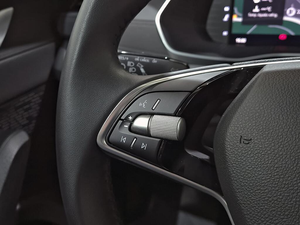 Skoda Octavia Combi 2.0 TDI 85kW (115CV) Design 15