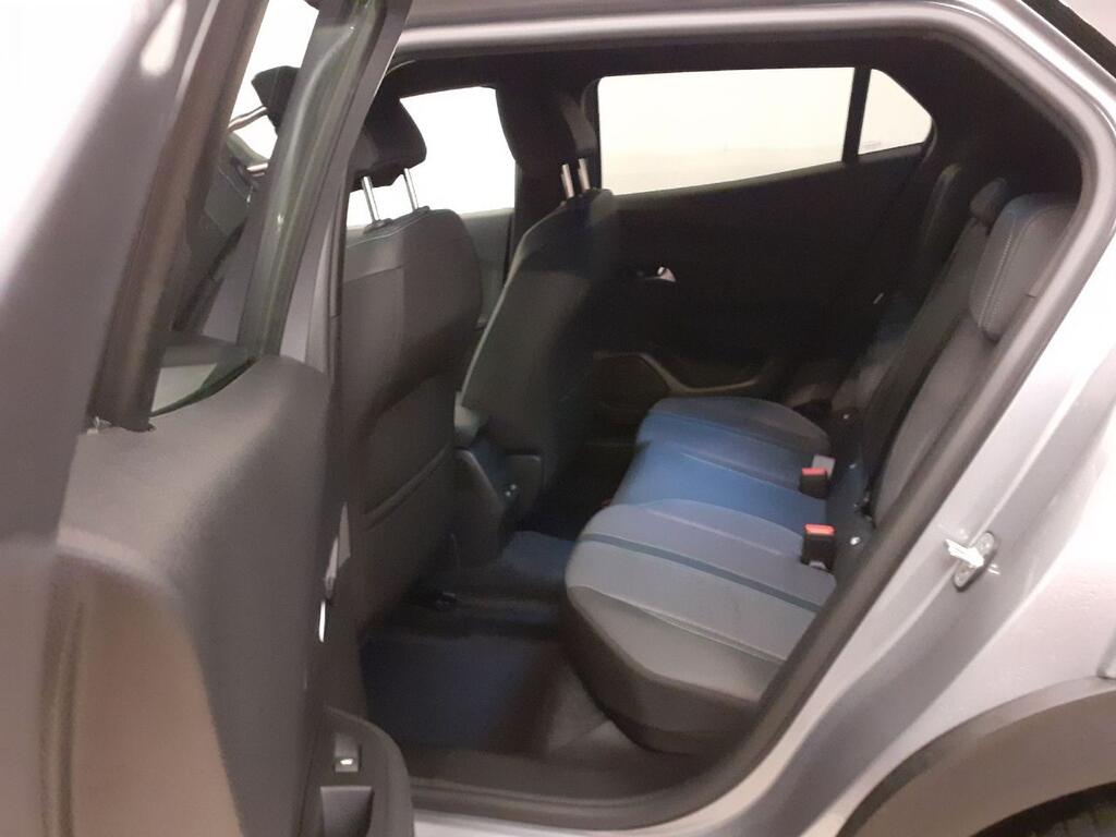 Peugeot 2008 Allure Puretech 100 S&S 6 Vel. MAN 8