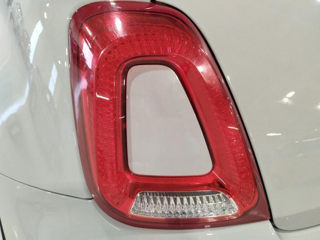 Abarth 500 595C Turismo 1.4 16v T-Jet 121kW E6D 17