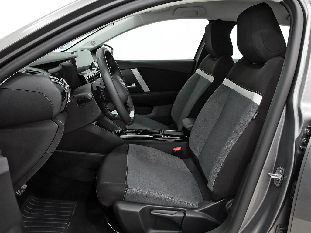 Citroën C4 X Hybrid 136 e-DCS6 Plus 8