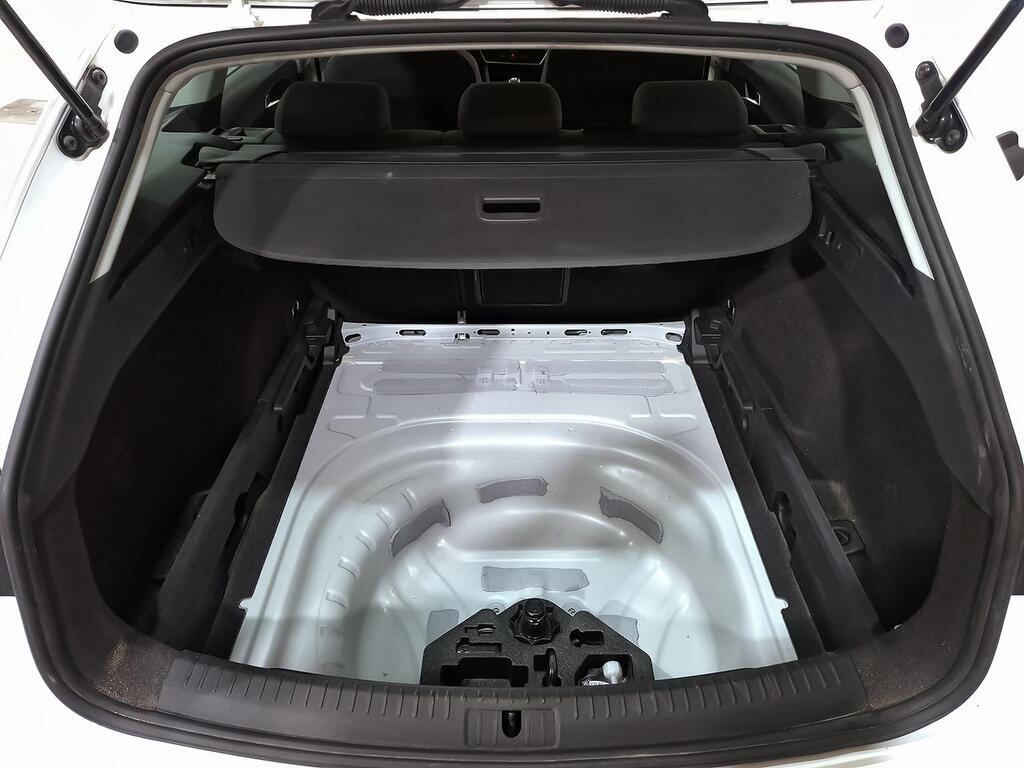 Seat Leon SP 2.0 TDI 85kW Style Go 33