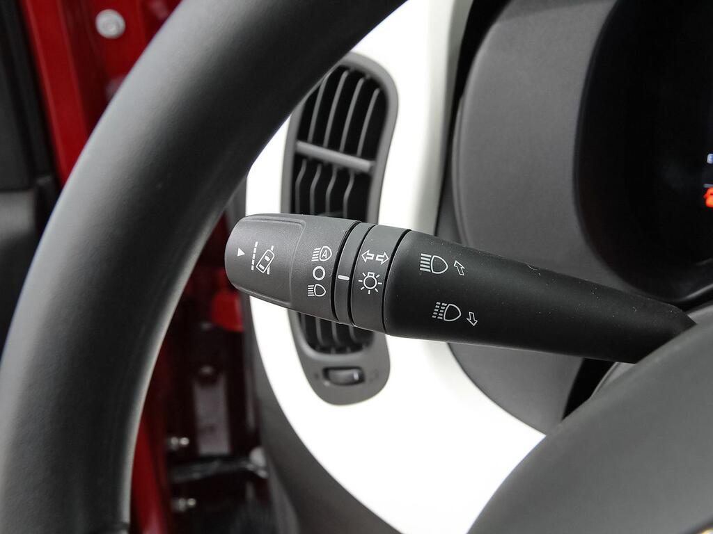 Fiat Panda Pandina 1.0 Hybrid 51kW (70cv) 15