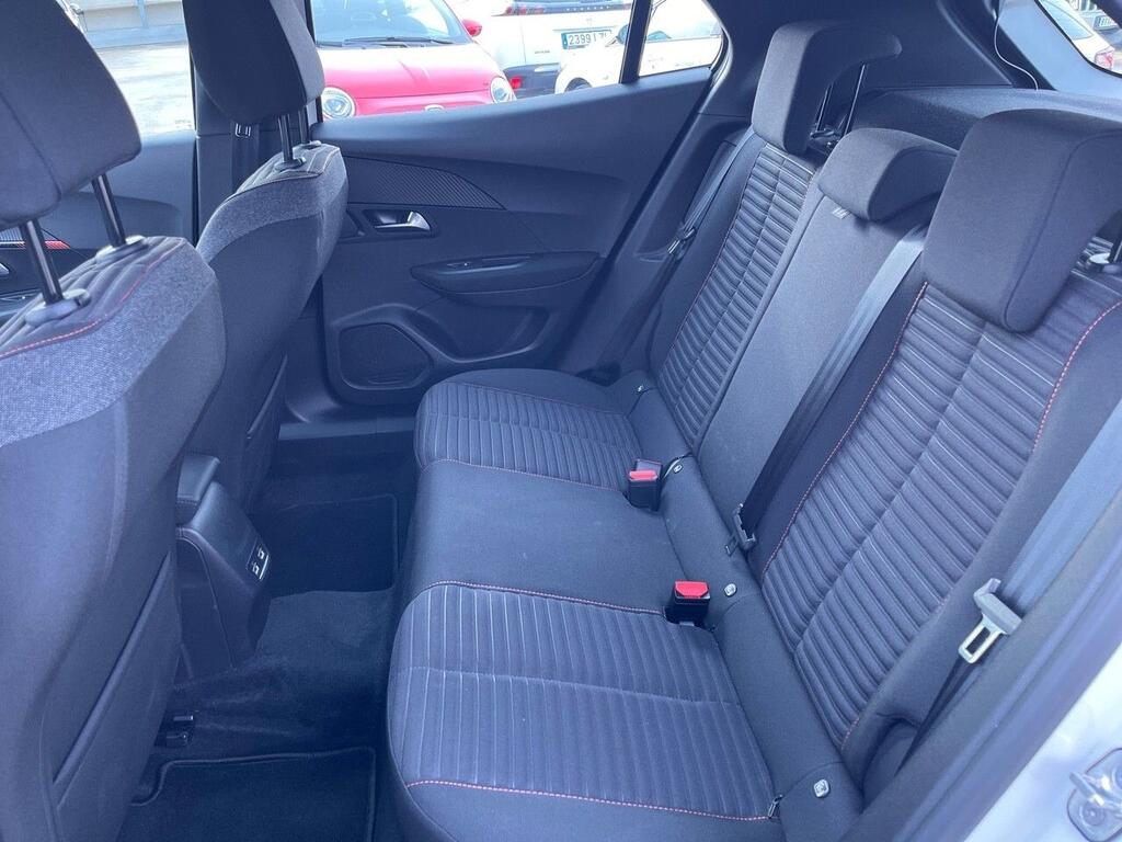 Peugeot 2008 Eléctrico Active Pack 136 (100kW) 13