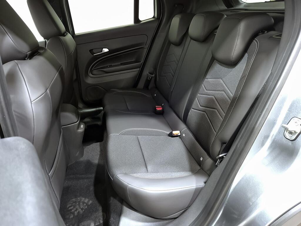 Jeep Avenger BEV 115kW (156CV) Summit 9