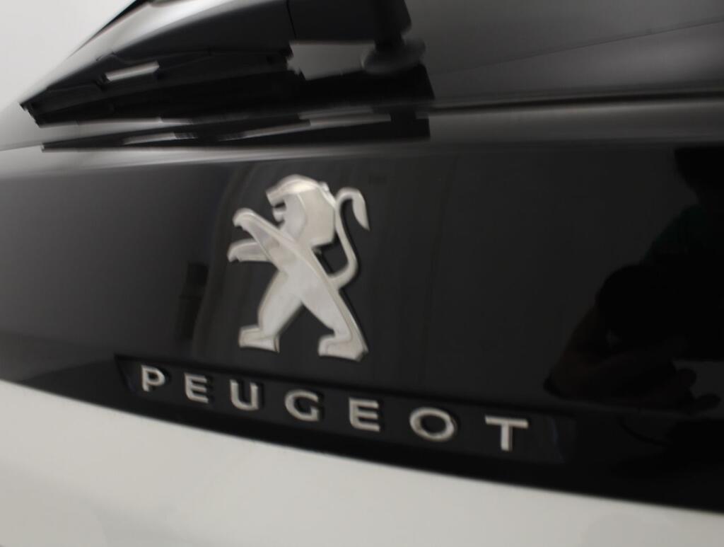 Peugeot 3008 1.5 BlueHDi 96kW (130CV) S&S Allure Pack 18