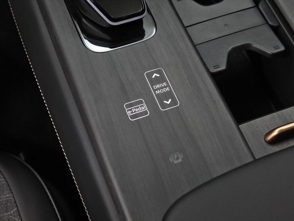 Nissan Ariya 5p 87 kWh e-4ORCE Advance CAR. 22kW + Te 34