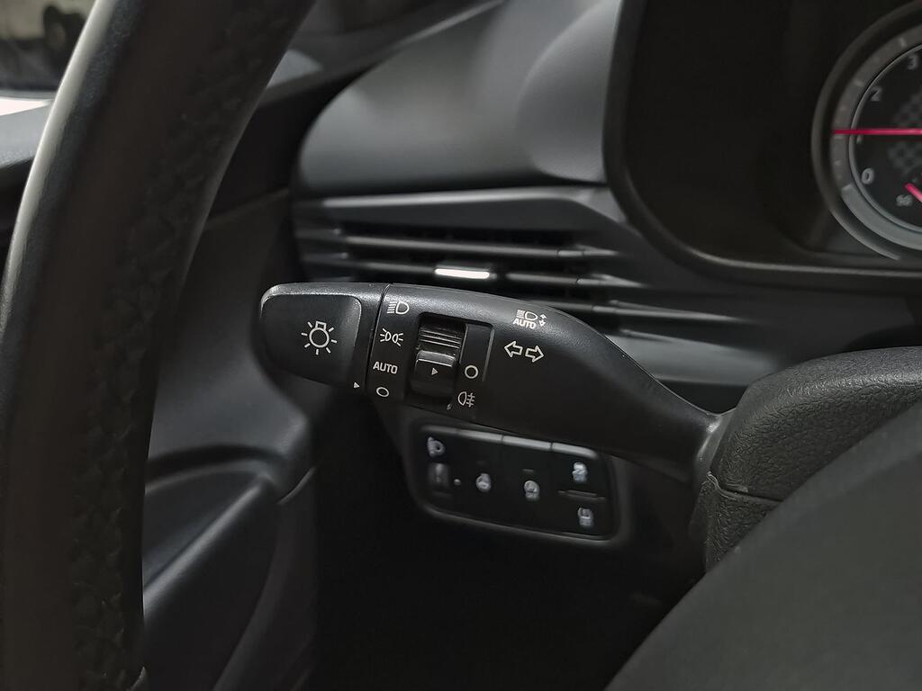 Hyundai i20 1.0 TGDI 74kW (100CV) Klass 14
