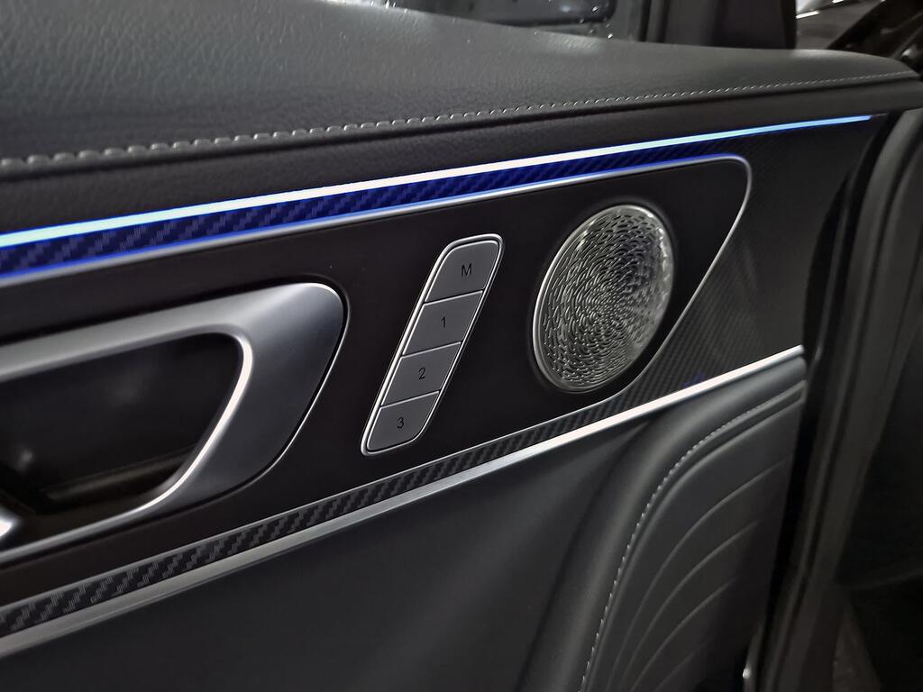 Ebro S700 1.5 TGDI PHEV Luxury E-CVT 12