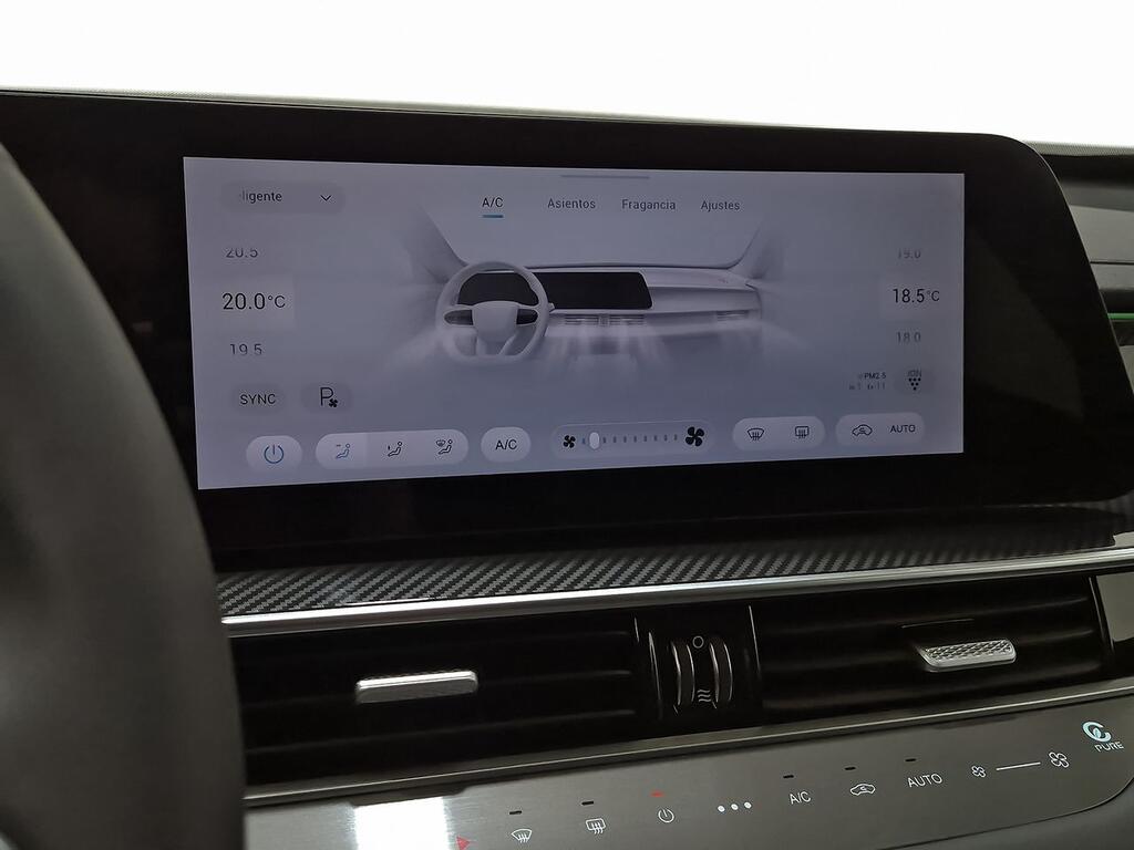 Ebro S700 1.5 TGDI PHEV Luxury E-CVT 34